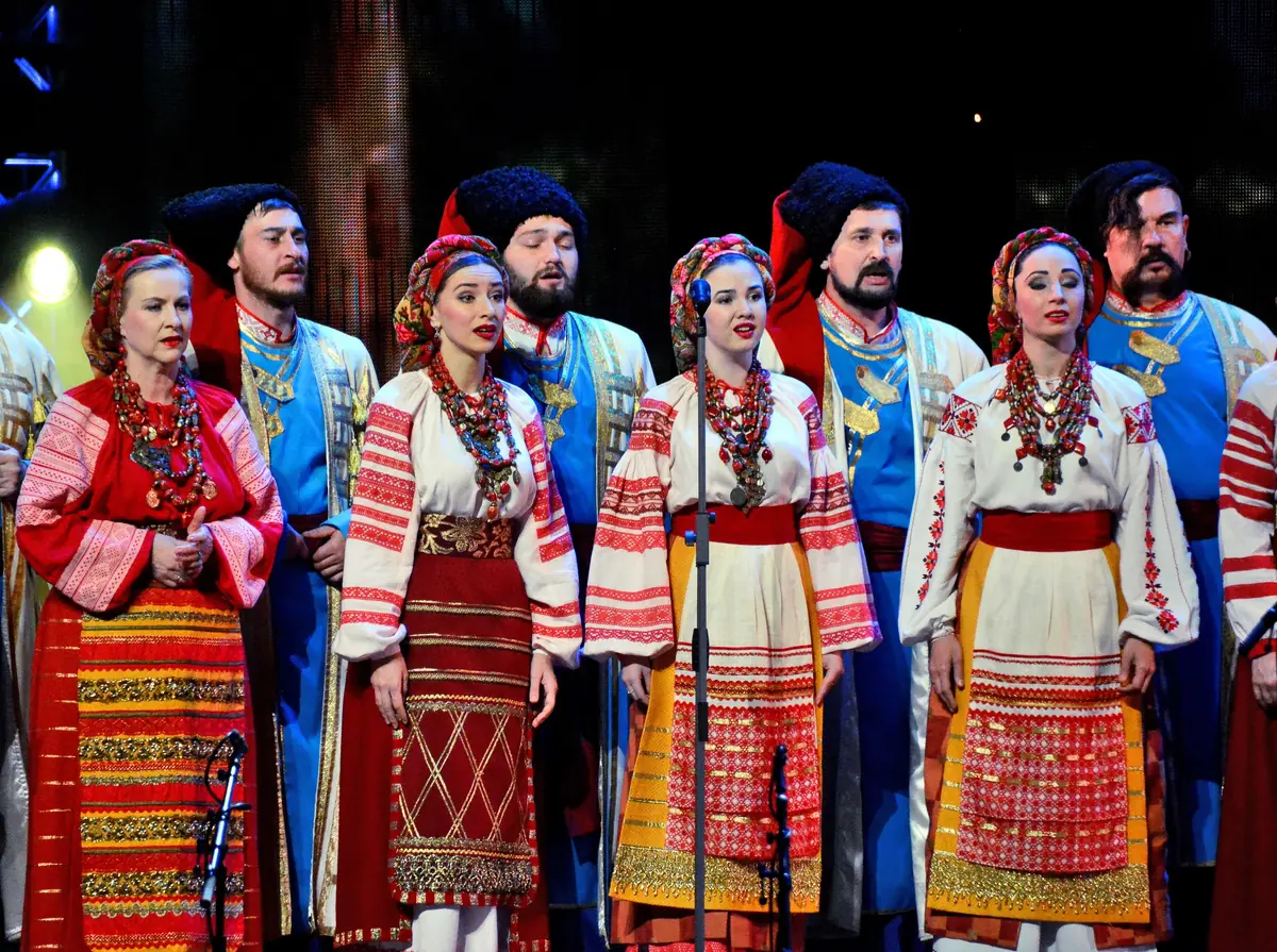 Концерт Государственного академического Кубанского казачьего хора "Нам - 215!"  Возможна телесъёмка