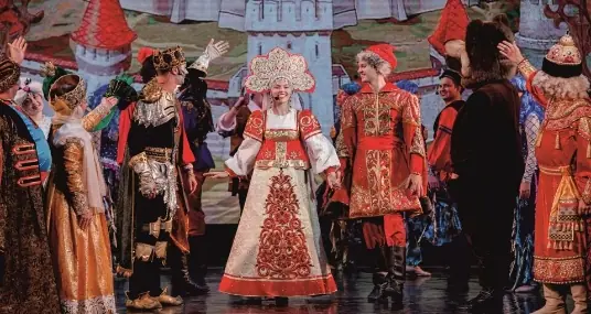 Музыкально-театрализованное представление ГКА «Ивушка» «Царевна-лягушка»